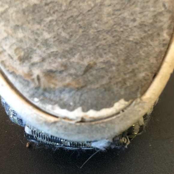 TOMS Fancy Slip Ons - Picture 2 of 4